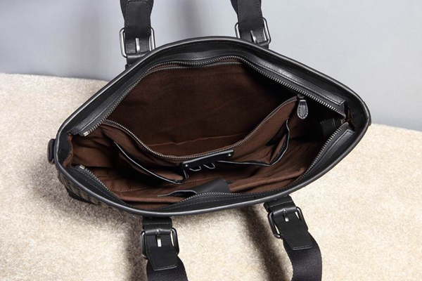 ボッテガヴェネタバッグ全体デザイン